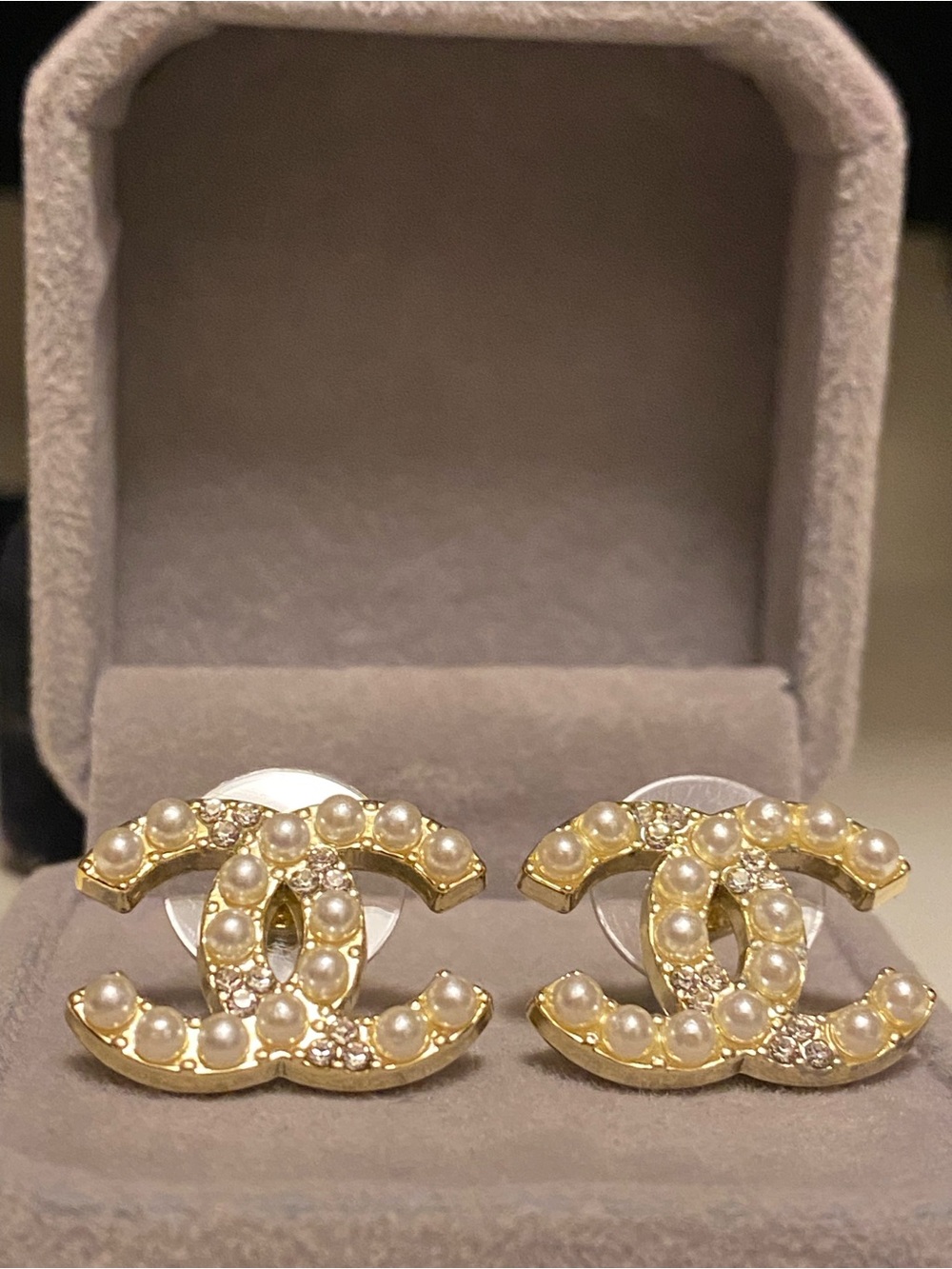 Fashion Jewelry 14K Gold Plated Pearl Logo-C-C-Interlocking Stud Earrings
